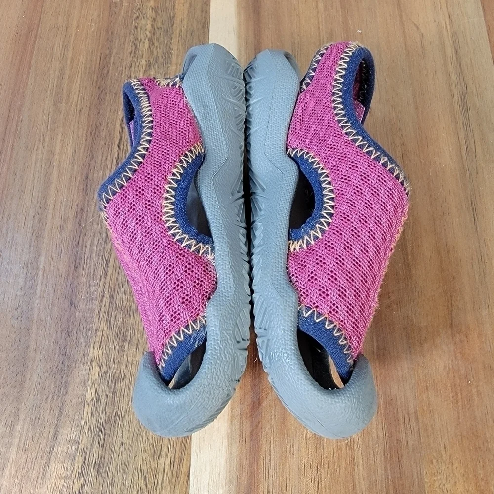 Crocs Swiftwater Sandals Pink Water Shoes Sandals Size C 7